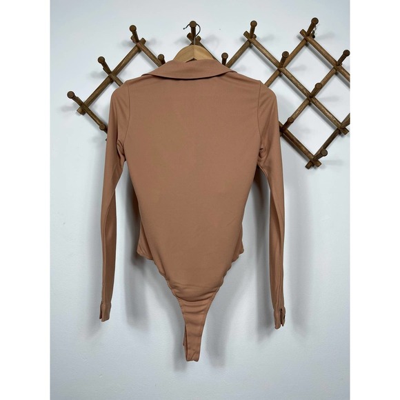 Donna Karan New York Twist Front Plunge LS Crepe Jersey Bodysuit in Toast Size S - Picture 5 of 10